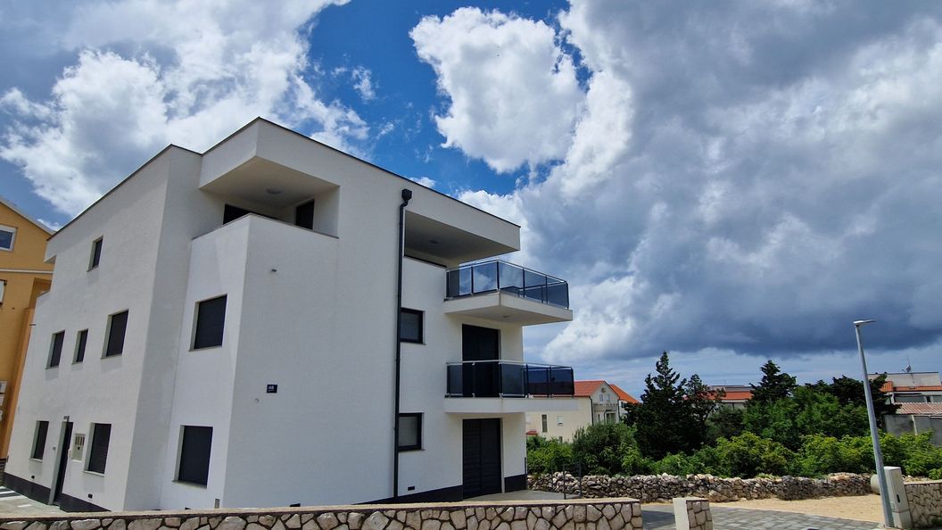 Apartments Matej Novalja (1)