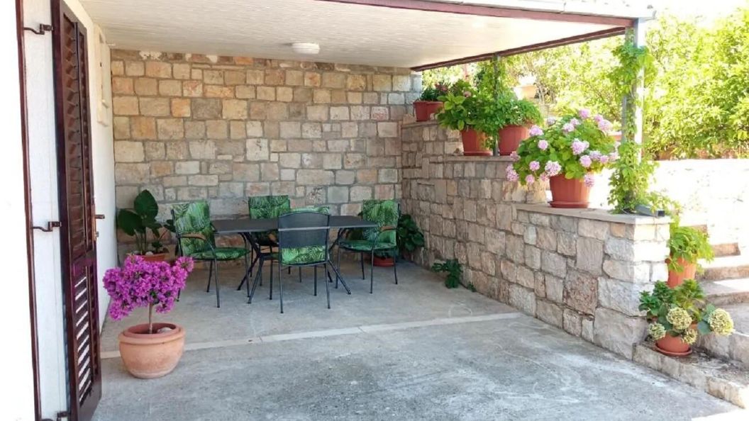 Apartment Šimi Supetar (1)