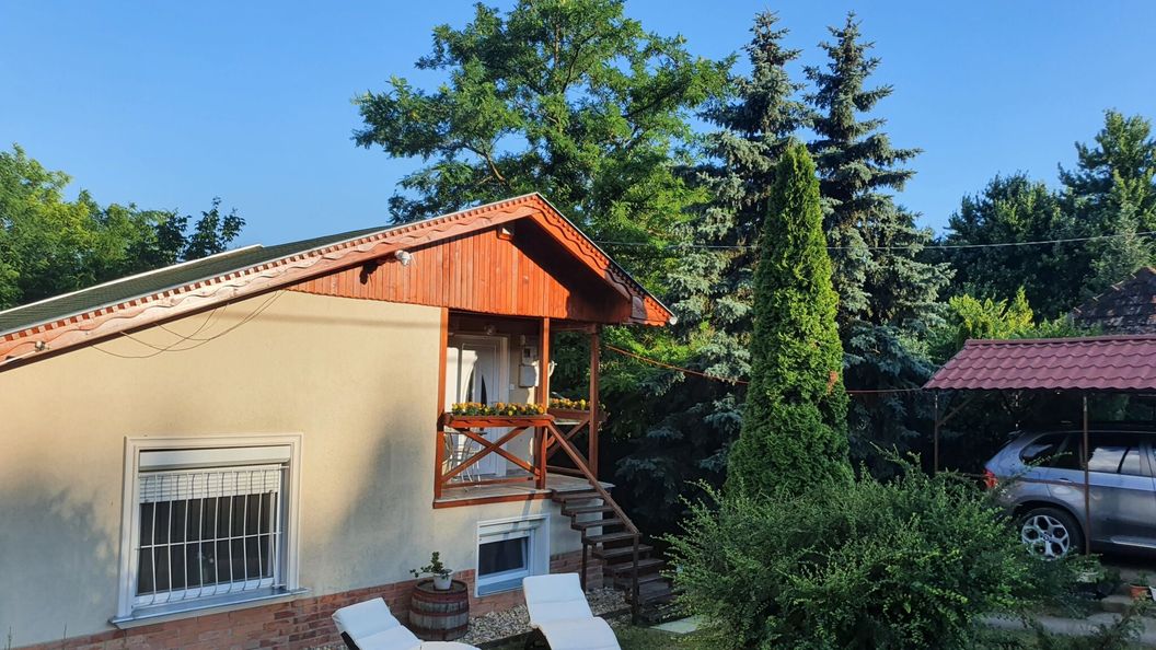 Lara-Lux Vendégház Balmazújváros (1)