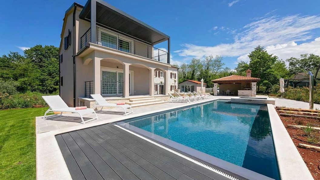 Villa Casa Denis s bazenom, saunom i whirlpoolom Kastelir (1)