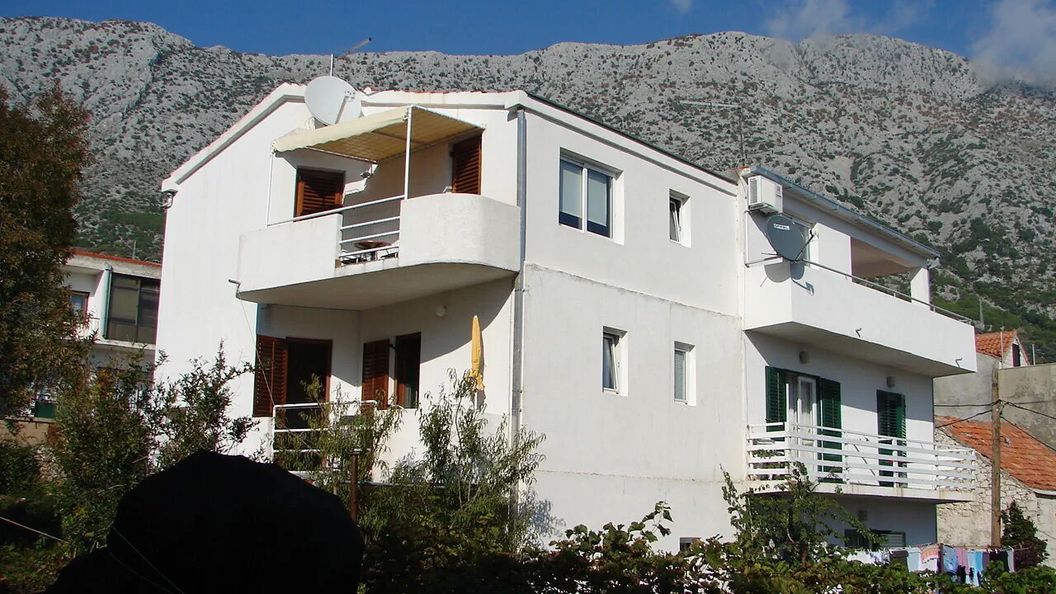 Apartments Vrtina Igrane (1)