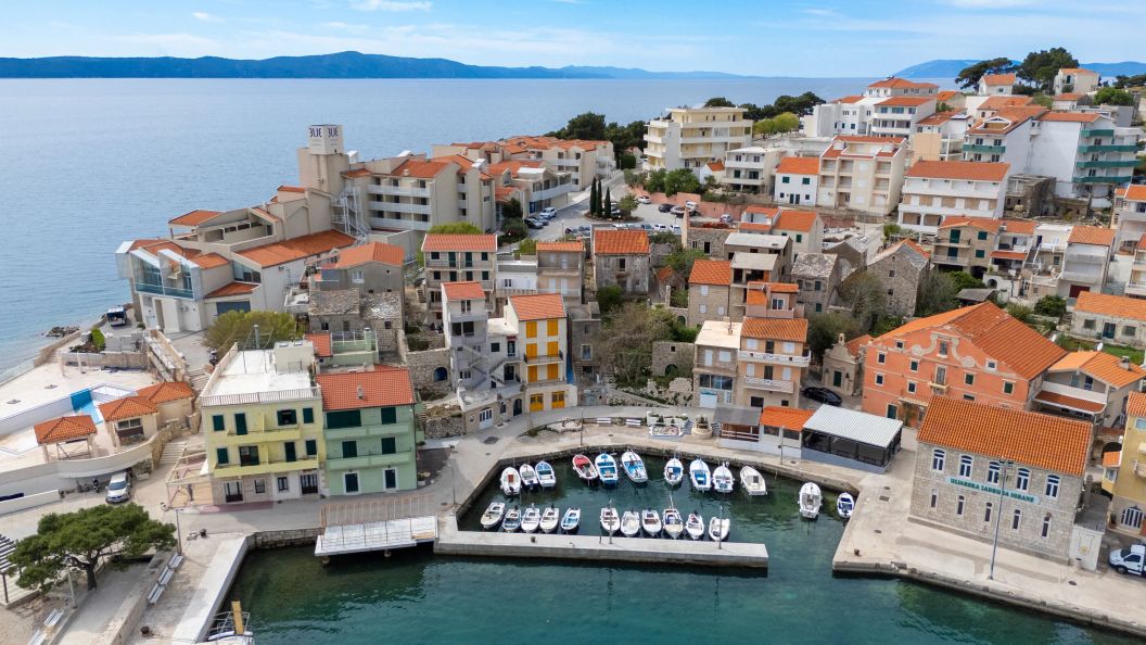 Apartments Vrtina Igrane (1)