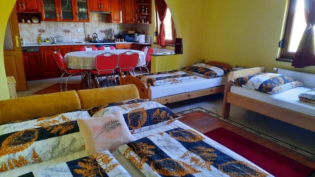 Méz-Bor Szállás Báránd (1)