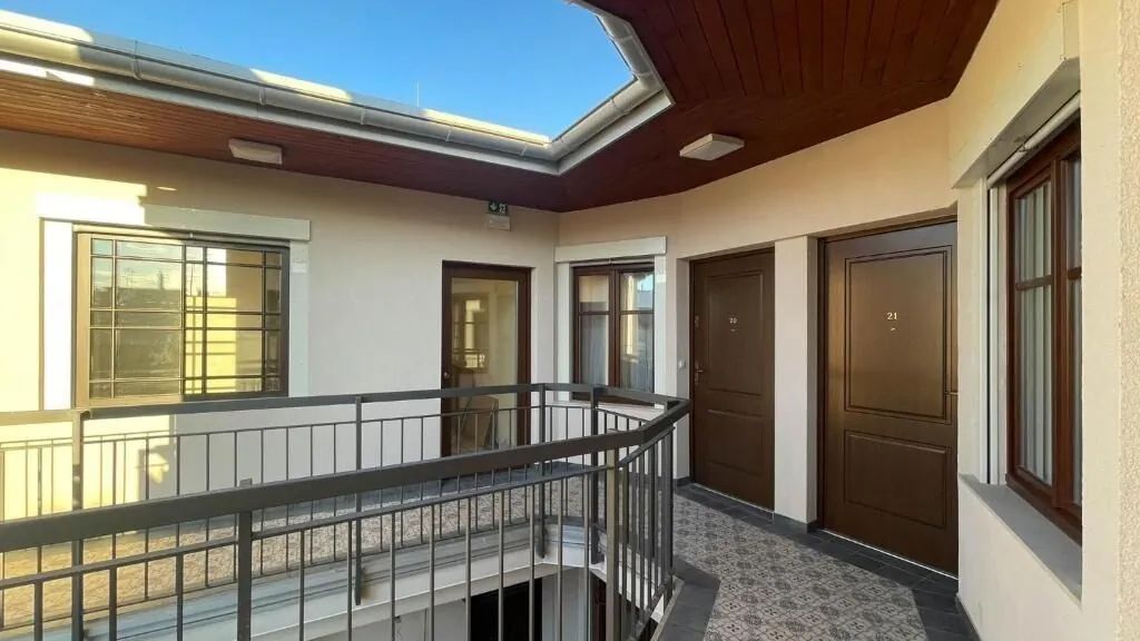 S45 APT by PROMODERO (1)