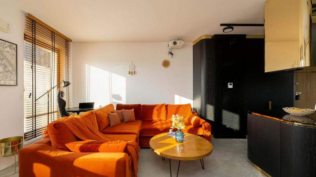 Solec 18 | Klimatyzowane Studio | Parking | Biurko Warszawa (1)