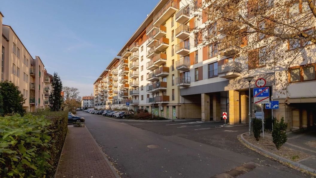 Kapelanka 6A | Przytulny Apartament | Wi-Fi Kraków (1)