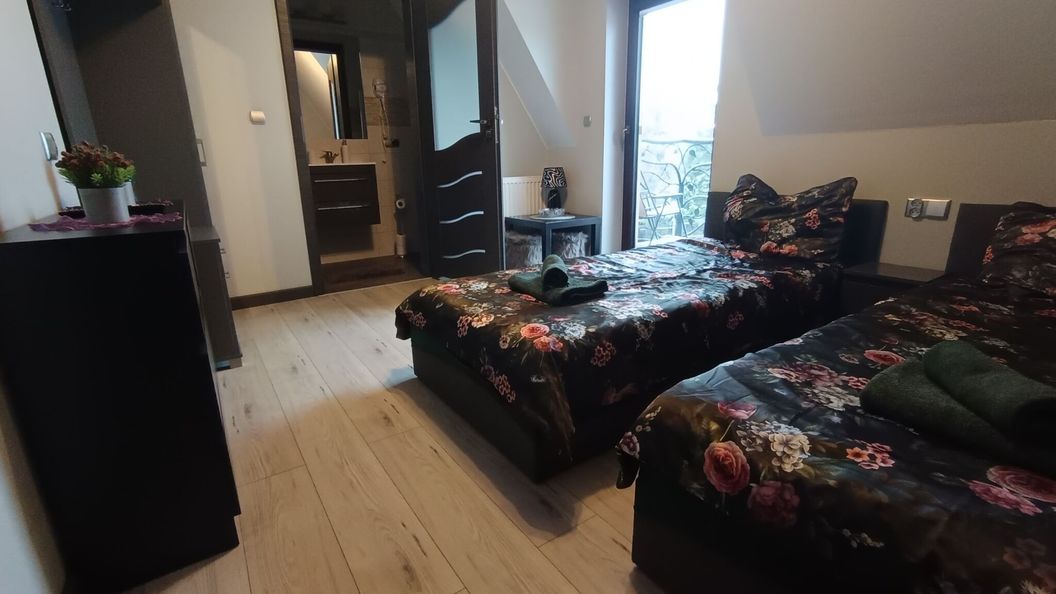 Dziupla u Górala  (1)