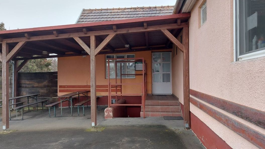 Kéktúra Vendégház Romhány (1)