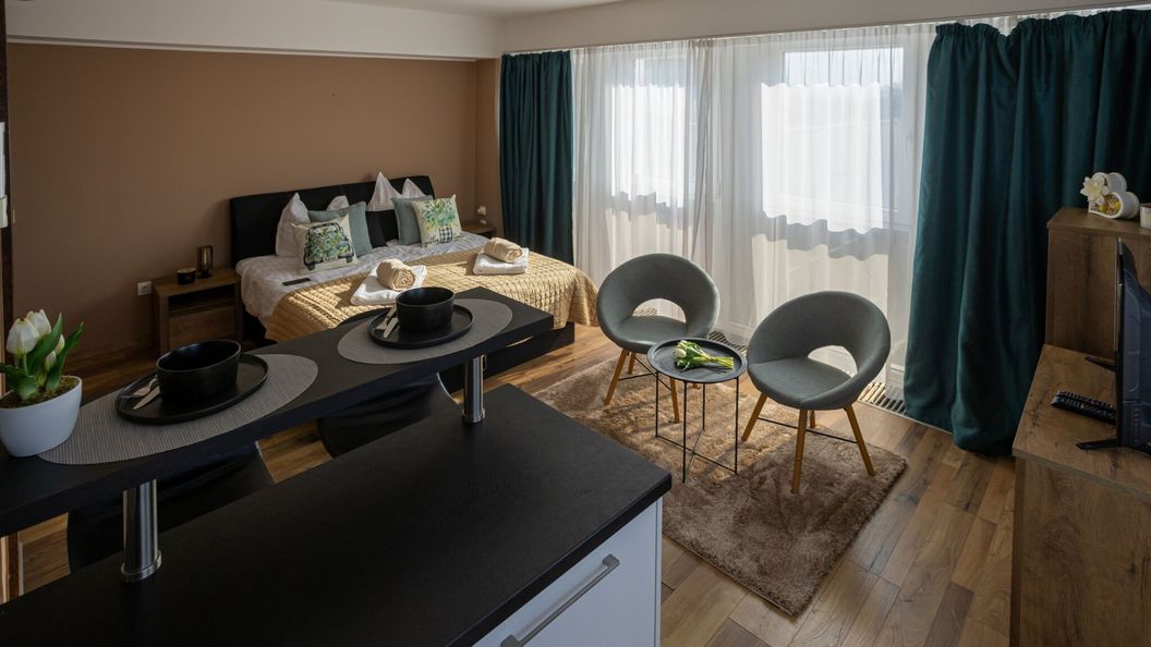 HelloWine Apartman II Eger (1)