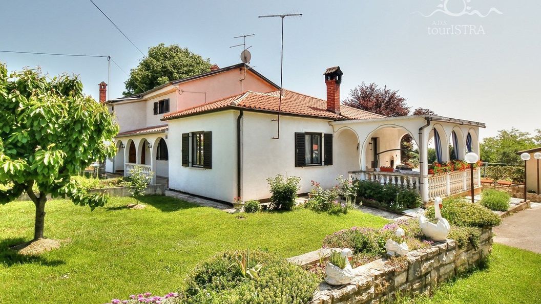 Apartmani Paradinović 1 Zambratija (1)