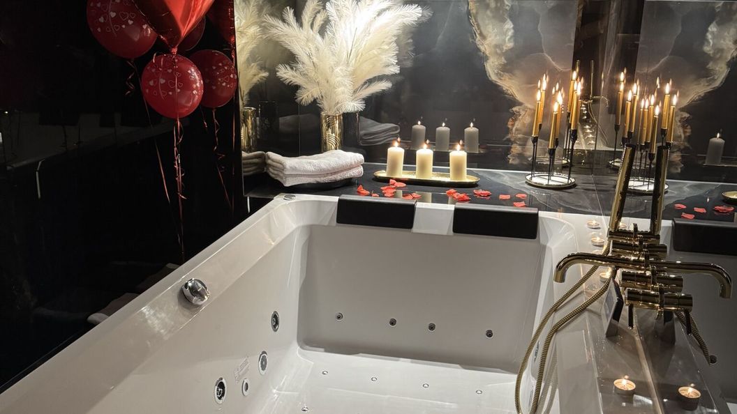 Apartament z Jacuzzi TopApartments Kraków (1)