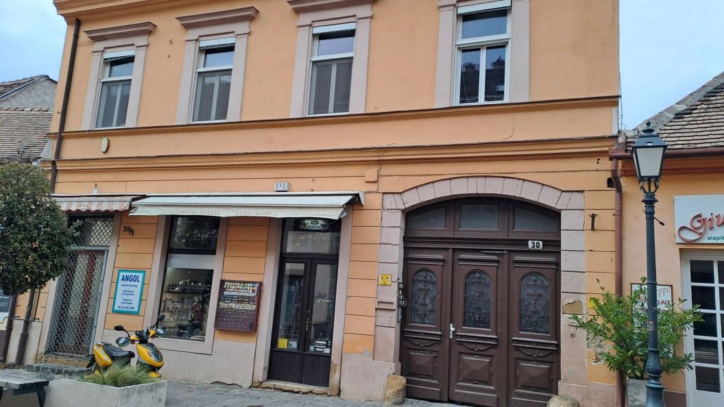 Fehér fészek Apartman Pécs (1)