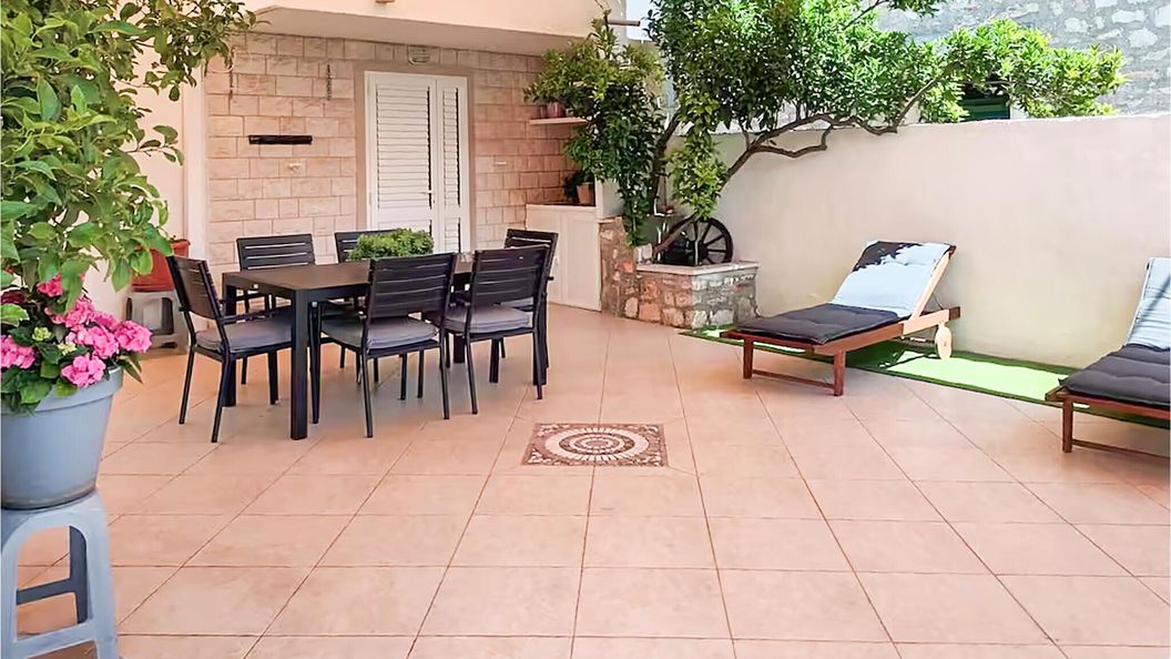 Apartman Supetar - CDB834 (1)