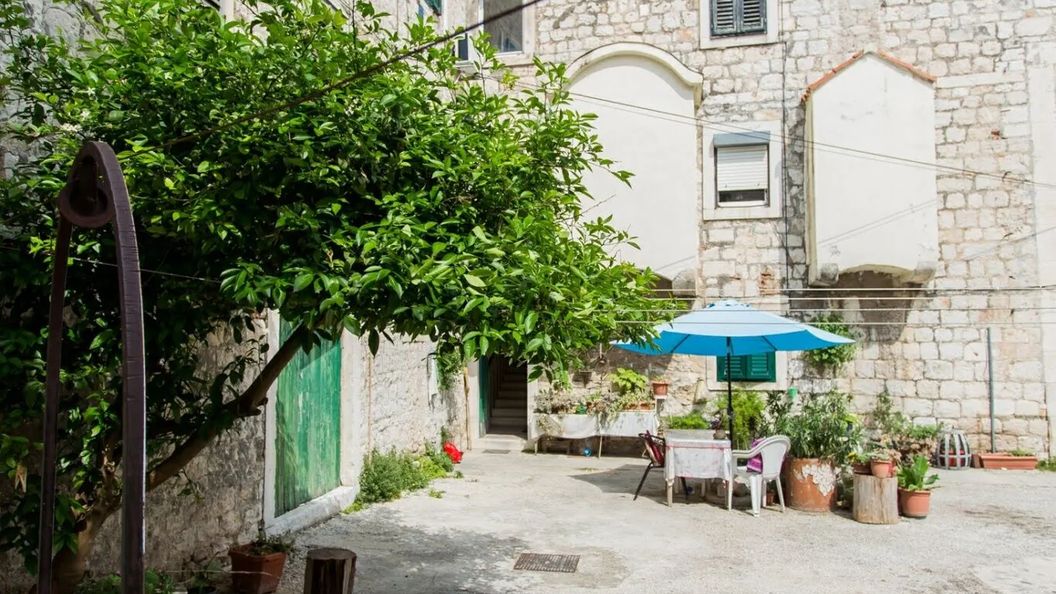 Apartment Peaceful Paradise Kaštel Kamblelovac (1)