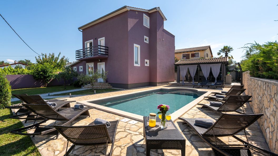 House Casa Viola Tar (1)