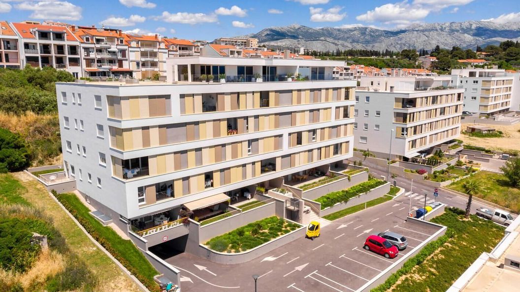 Apartment Blue Oasis Split (1)