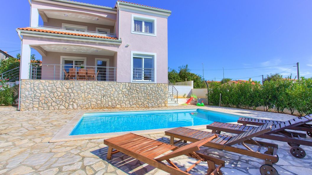 House Isabella Linardici (1)