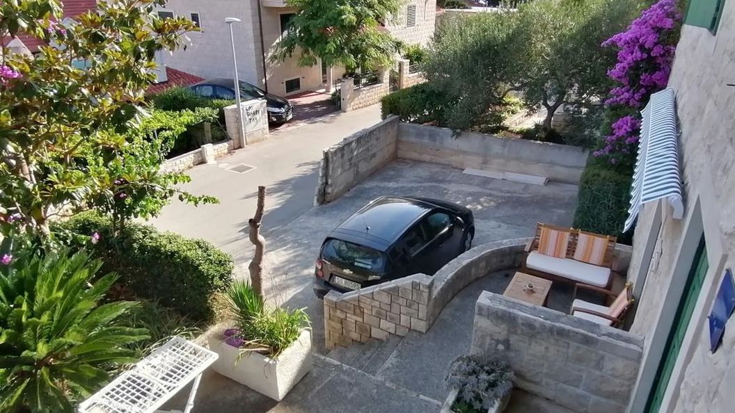 Apartments Family Postira (1)