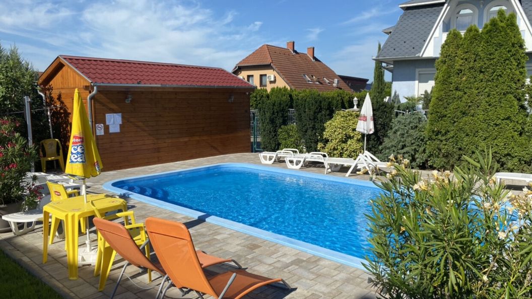 Sárga Nap Vendégház Vonyarcvashegy (1)