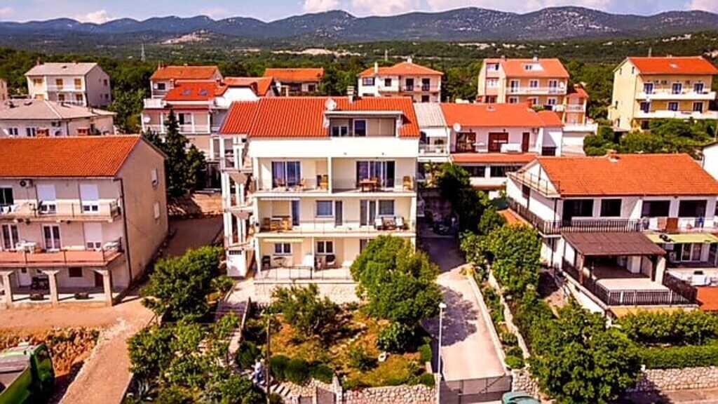 Apartments Tomaic Novi Vinodolski (1)