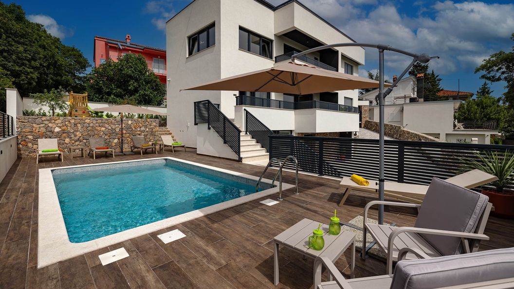 Villa Betelgeuse Supernova Novi Vinodolski (1)