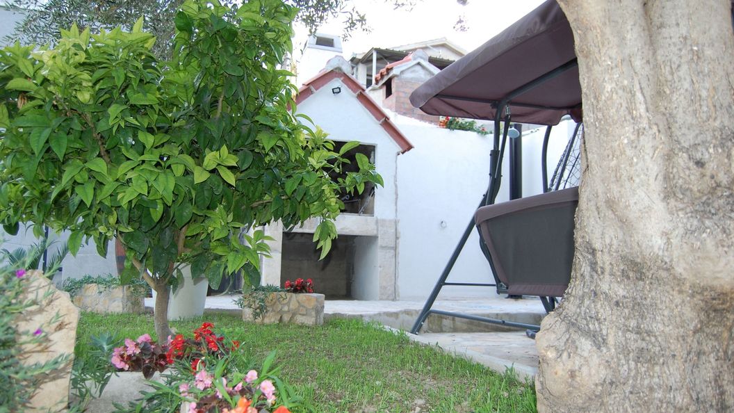 Apartment SUN Kastel Stari (1)