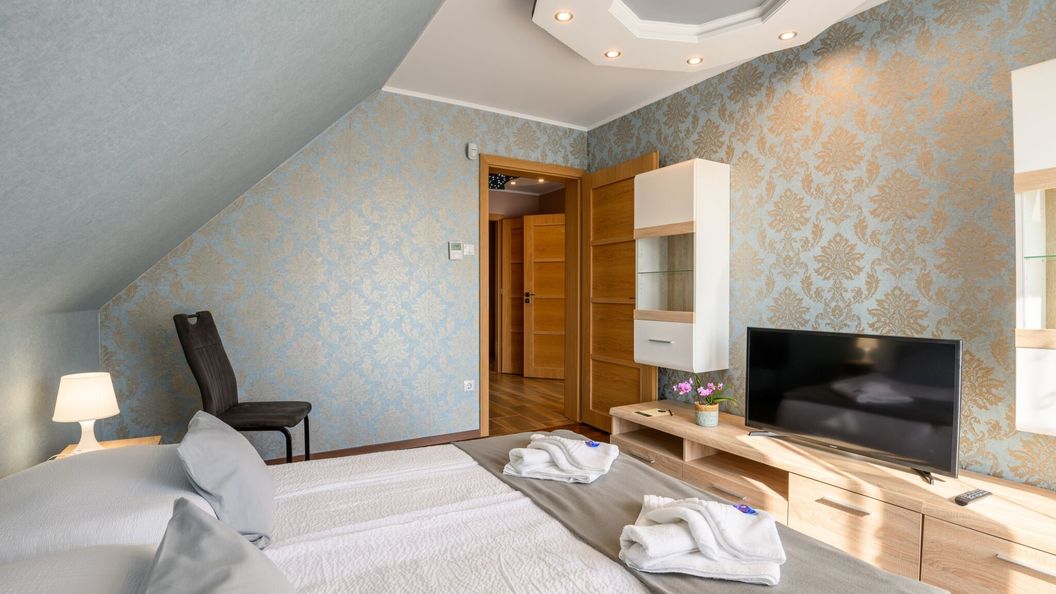 Pezsgő Vendégház Demjén (1)