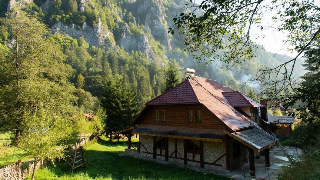 Cabana Colții Ghimbavului Dâmbovicioara (1)