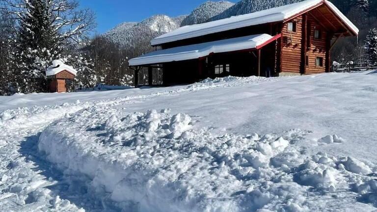 Cabana Ursu' Zburător Râșnov (1)