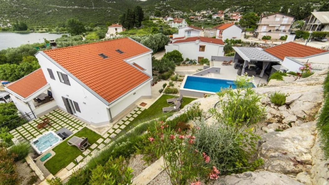 Apartment Vedran Peracko blato (1)