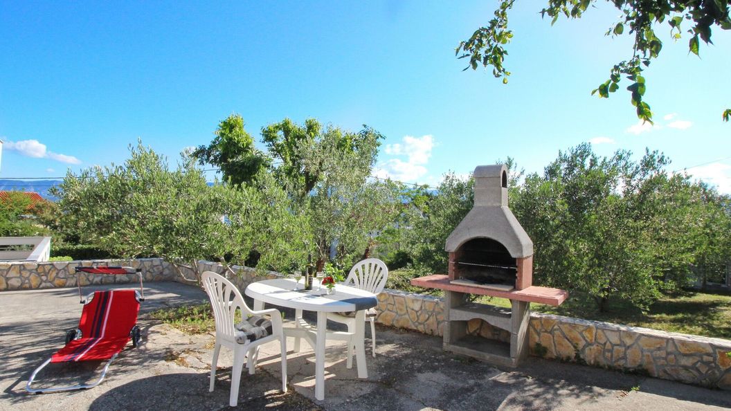 Apartmanok Parkolóhellyel Polje, Krk - 18669 Polje (1)