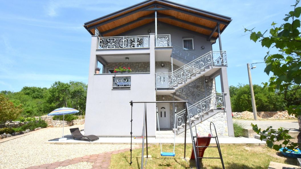 Apartmanok Parkolóhellyel Gabonjin, Krk - 19413 Gabonjin (1)