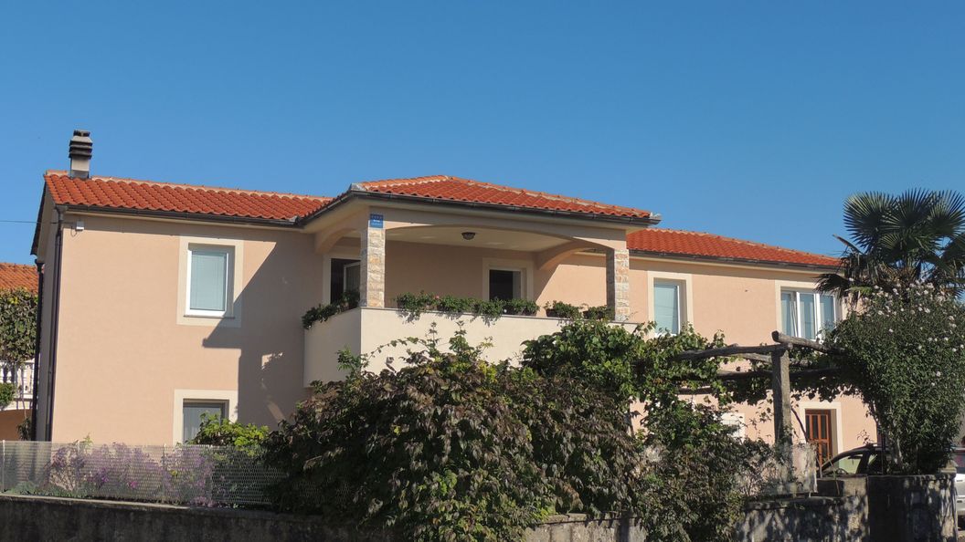 Apartmanok Parkolóhellyel Gabonjin, Krk - 20351 Gabonjin (1)