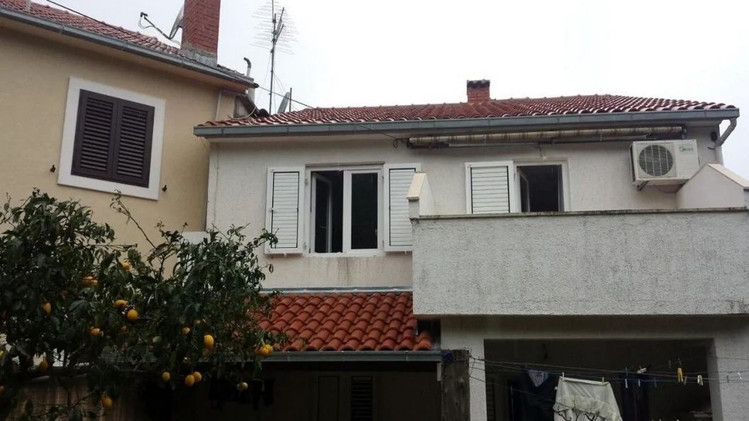 Apartmanok Parkolóhellyel Mirca, Brac - 22108 Mirca (1)