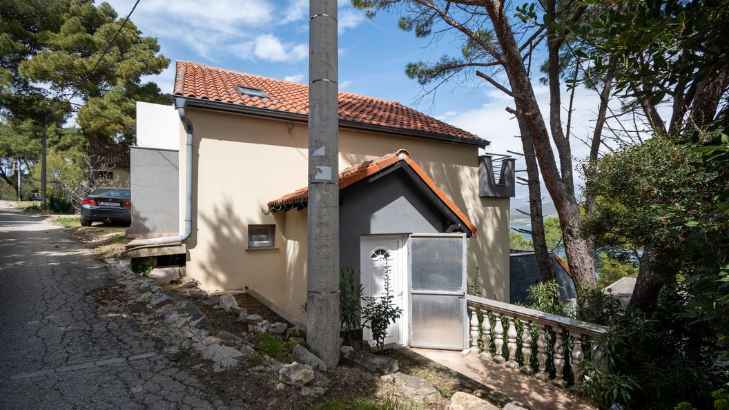 Apartmanok Parkolóhellyel Donji Karin, Novigrad - 22350 Donji Karin (1)