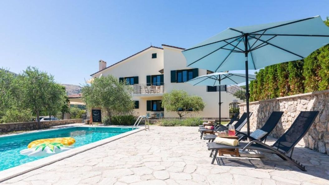 Apartmani Garden Jurandvor (1)