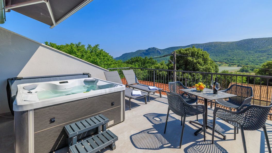 House Maris Tribalj (1)