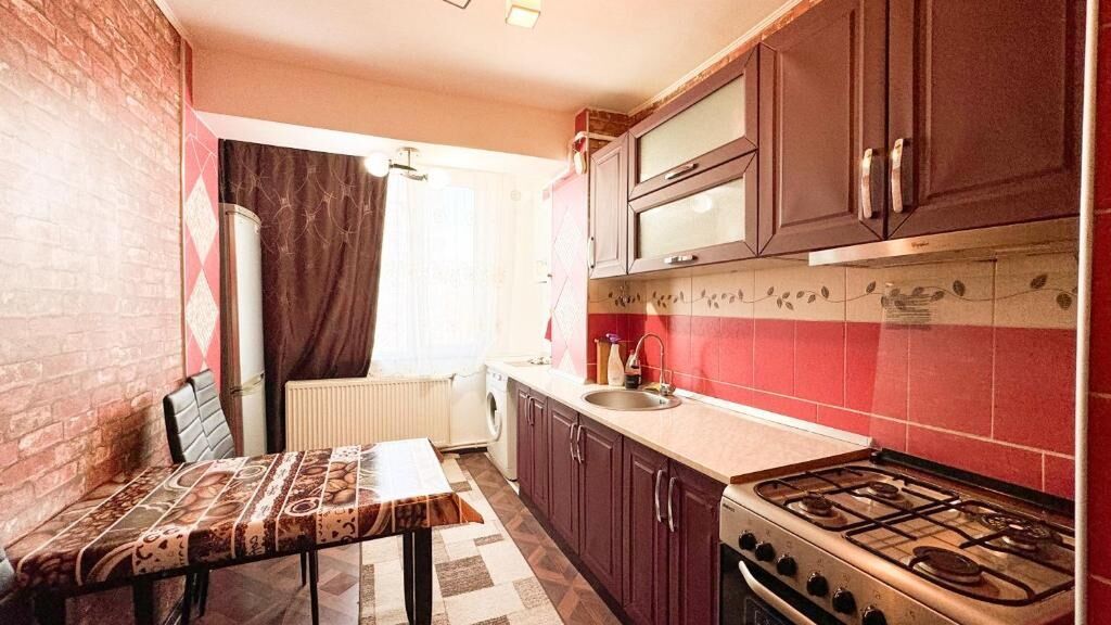 Cozy Apartment Hunedoara (1)