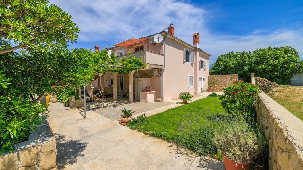 Apartment MiMa Lopar (1)