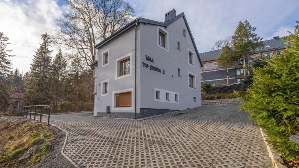 Willa pod Szrenicą 2 (1)
