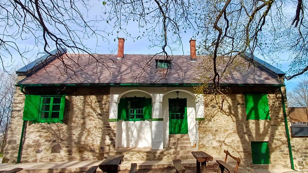 Kaán Károly Kulcsosház Kisapáti (1)