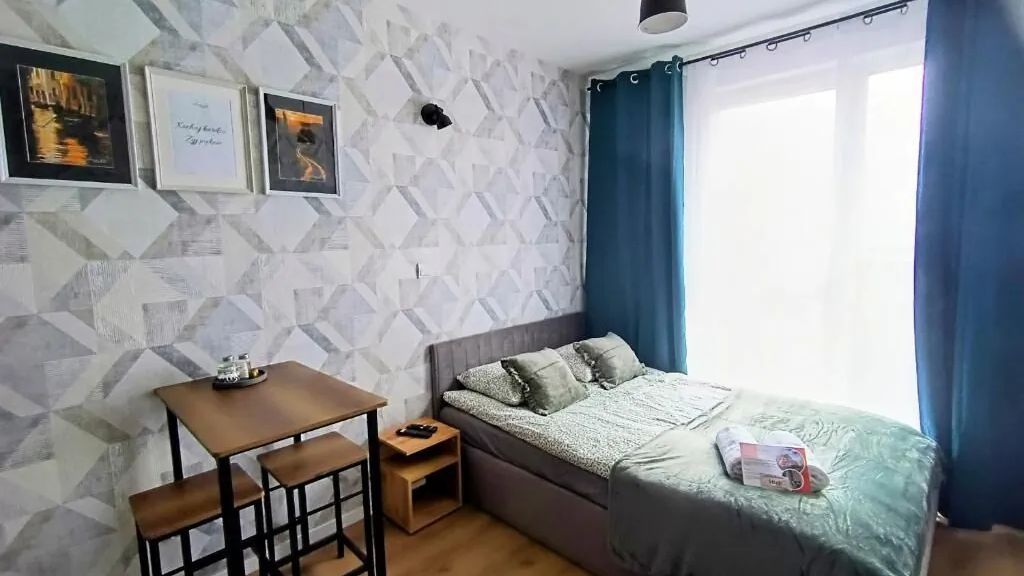 AmaMolto Train Station Opole (1)