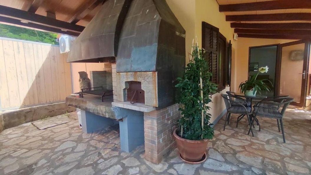 Nyaralóház Parkolóhellyel Lovrecica, Umag - 23101 Lovrečica (1)