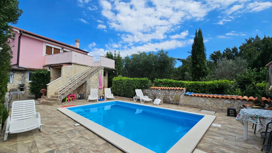 Ház Családok Részére Medencével Ljutići, Krk - 23686 Ljutići (1)