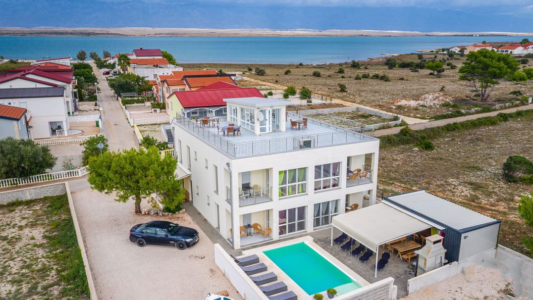 Apartmanok Családok Részére Medencével Vir - 23976 (1)