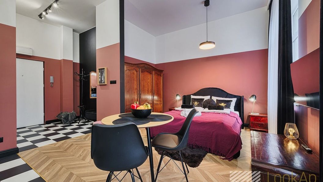 Kolorova Apart - Burgundy (1)