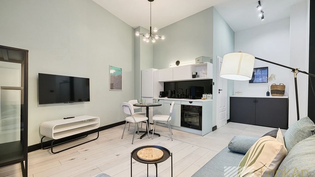 Kolorova Apart - Absinthe (1)