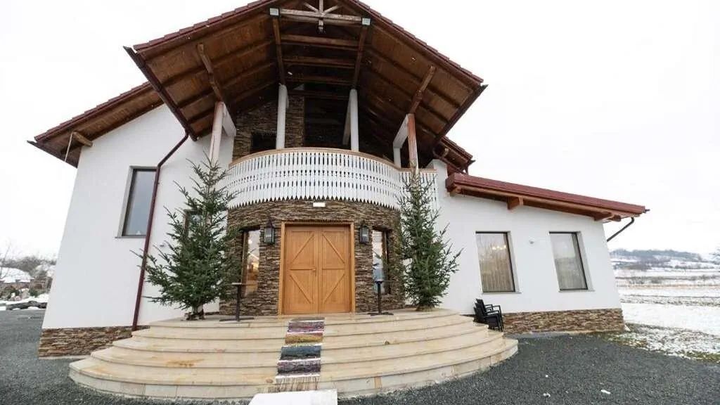 Pensiunea Casa Danciu Fânațe (1)