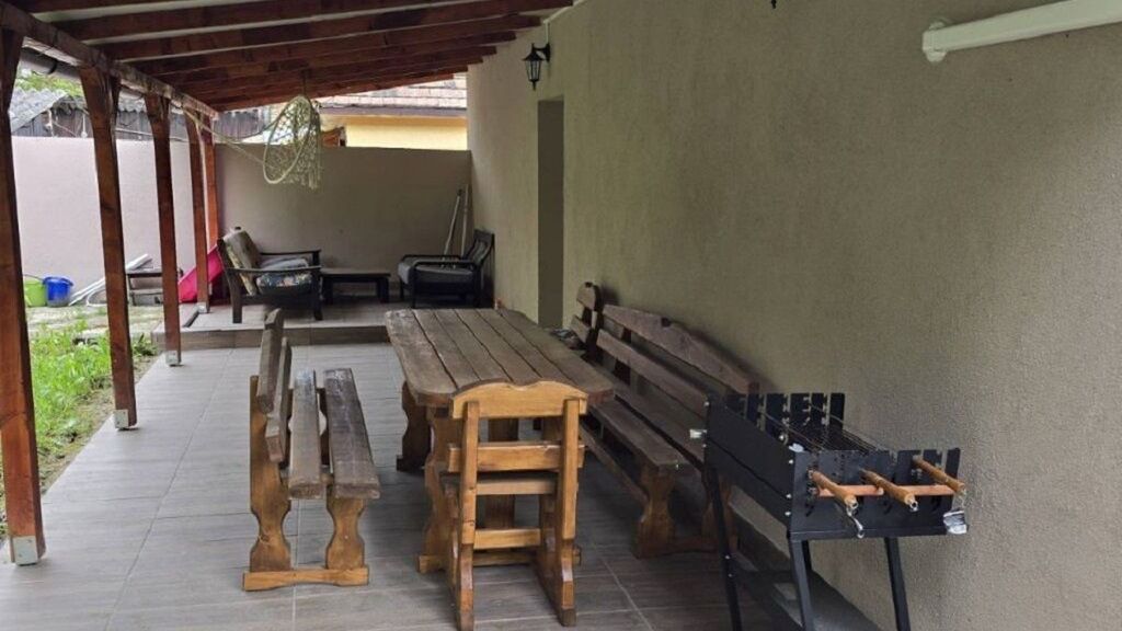 Koncz Apartmanház Telkibánya (1)