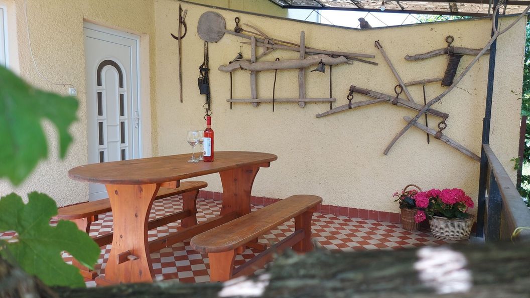 Taviszellő Apartmanok Balatonföldvár (1)